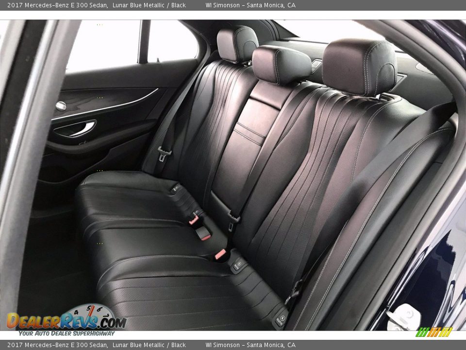 2017 Mercedes-Benz E 300 Sedan Lunar Blue Metallic / Black Photo #15