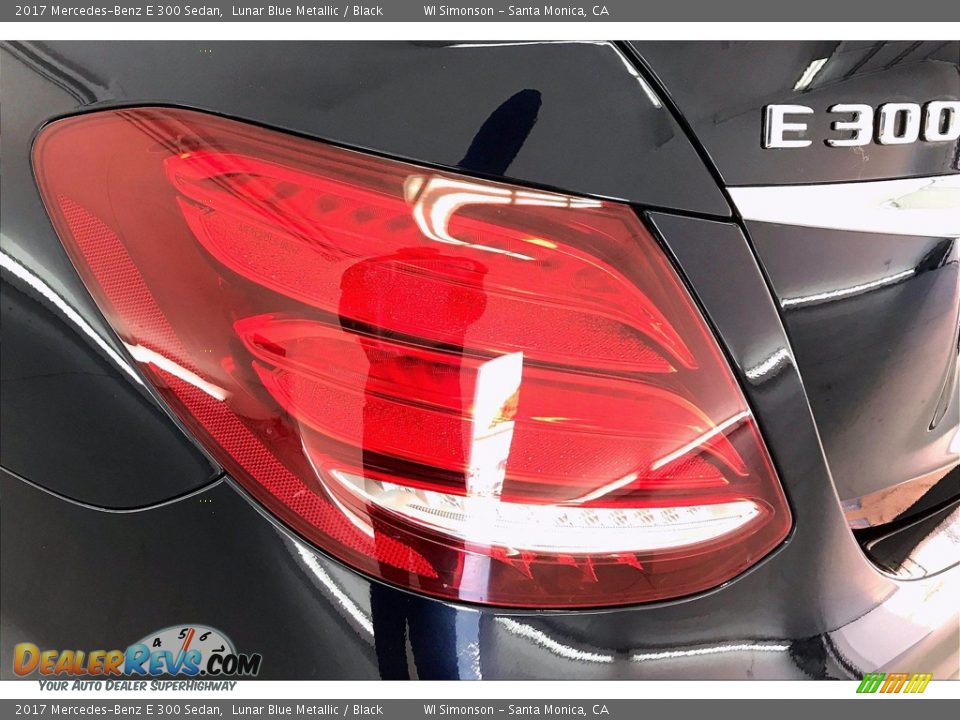 2017 Mercedes-Benz E 300 Sedan Lunar Blue Metallic / Black Photo #26