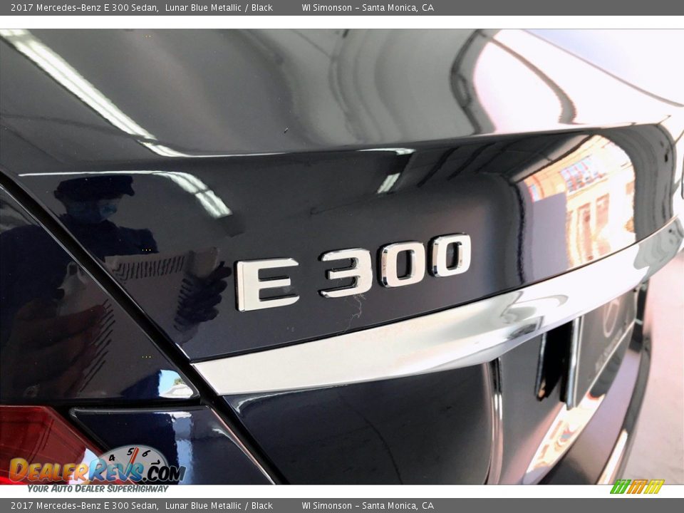2017 Mercedes-Benz E 300 Sedan Lunar Blue Metallic / Black Photo #27