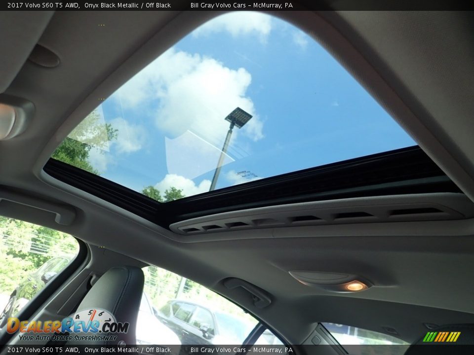 Sunroof of 2017 Volvo S60 T5 AWD Photo #20