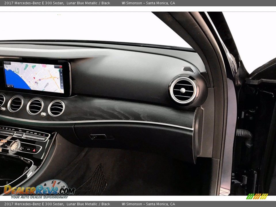 2017 Mercedes-Benz E 300 Sedan Lunar Blue Metallic / Black Photo #28
