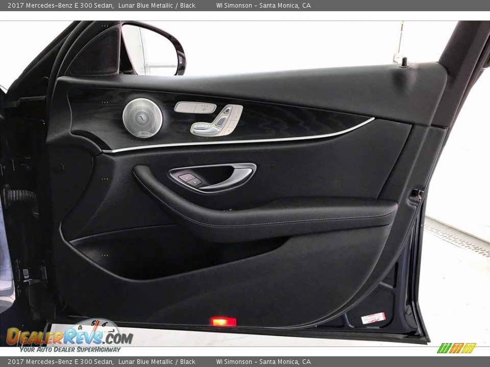 2017 Mercedes-Benz E 300 Sedan Lunar Blue Metallic / Black Photo #30