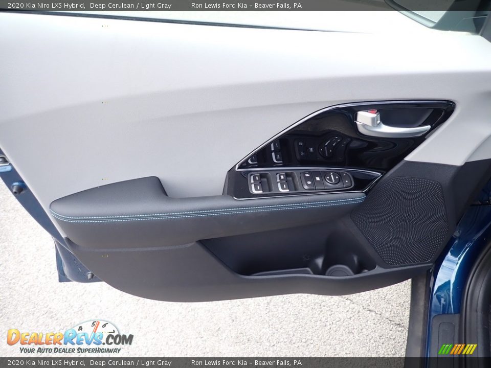 Door Panel of 2020 Kia Niro LXS Hybrid Photo #13