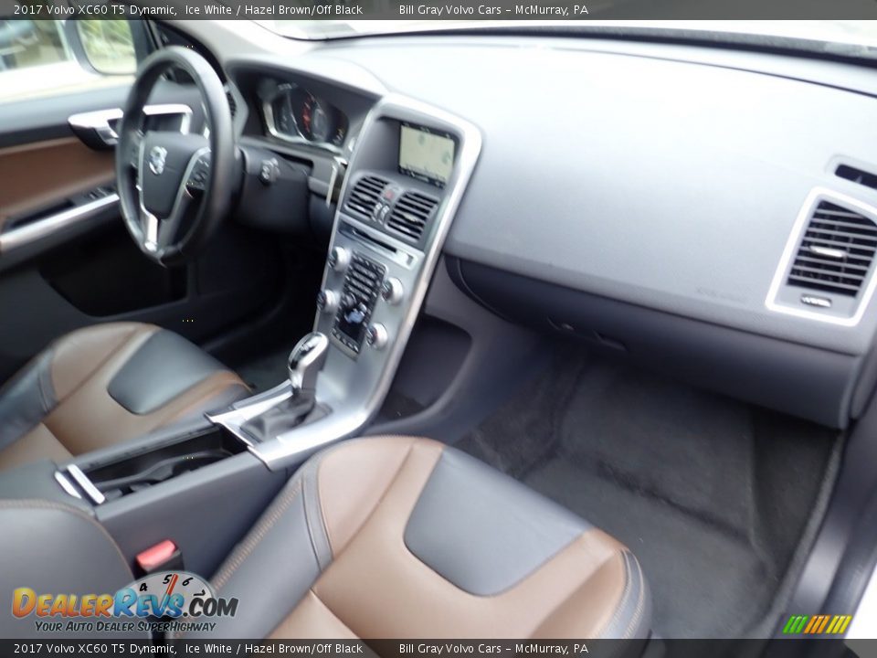 Front Seat of 2017 Volvo XC60 T5 Dynamic Photo #12