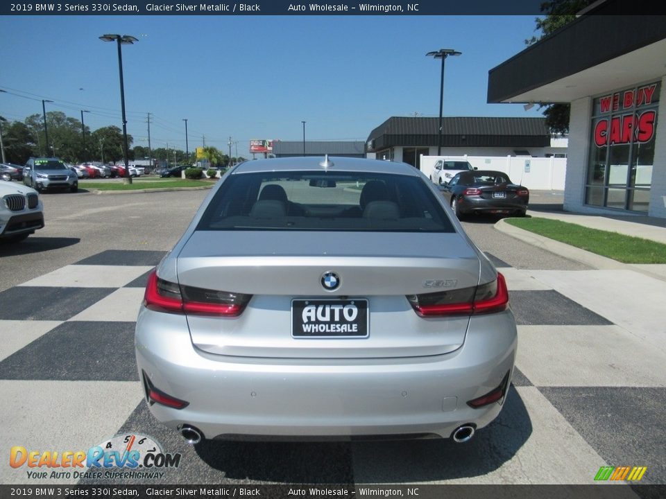 2019 BMW 3 Series 330i Sedan Glacier Silver Metallic / Black Photo #4