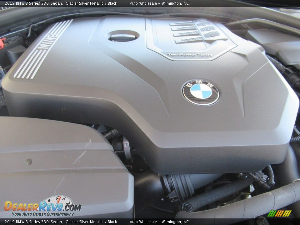 2019 BMW 3 Series 330i Sedan Glacier Silver Metallic / Black Photo #6