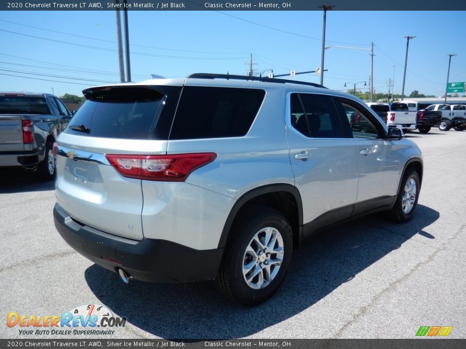 2020 Chevrolet Traverse LT AWD Silver Ice Metallic / Jet Black Photo #4