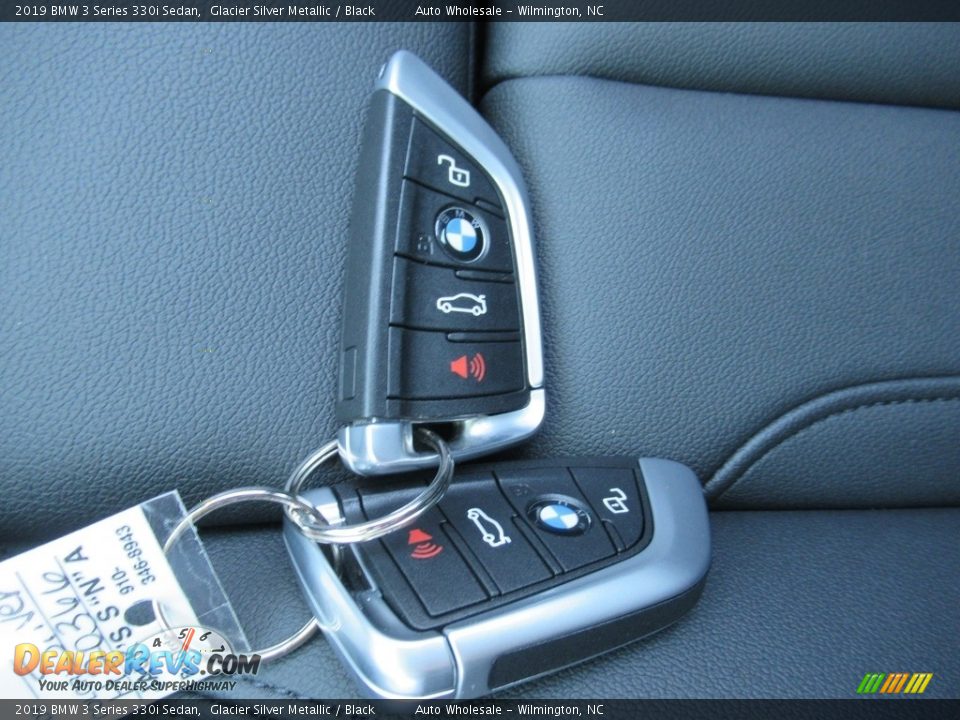 2019 BMW 3 Series 330i Sedan Glacier Silver Metallic / Black Photo #20