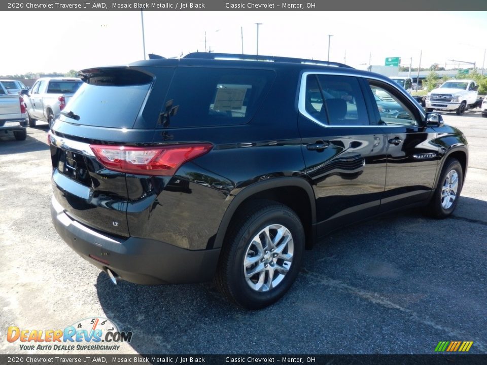 2020 Chevrolet Traverse LT AWD Mosaic Black Metallic / Jet Black Photo #4