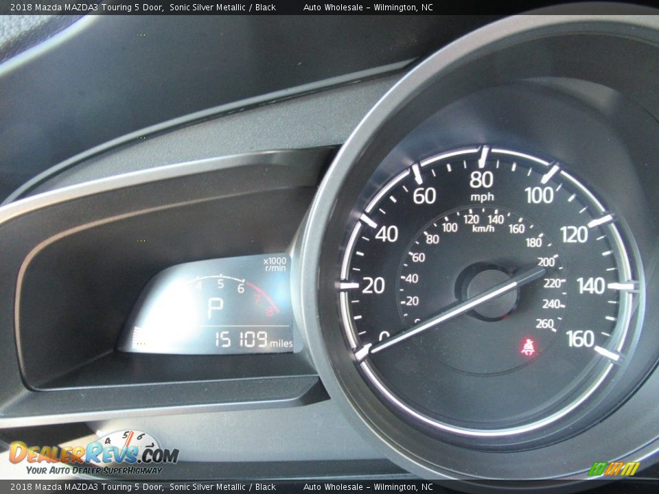 2018 Mazda MAZDA3 Touring 5 Door Sonic Silver Metallic / Black Photo #16