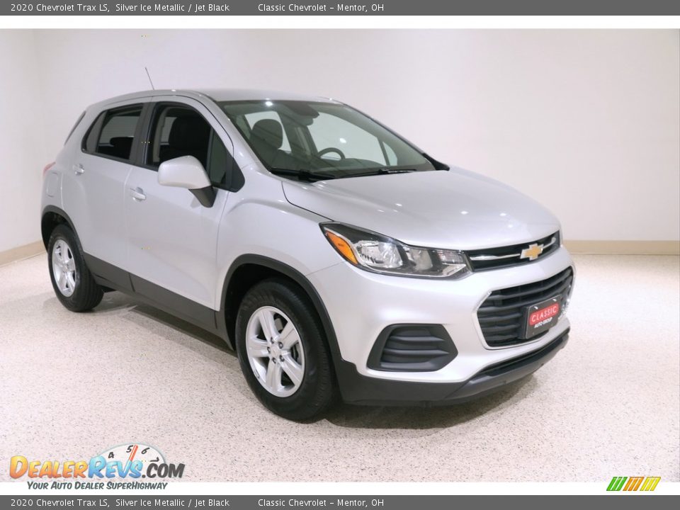 2020 Chevrolet Trax LS Silver Ice Metallic / Jet Black Photo #1