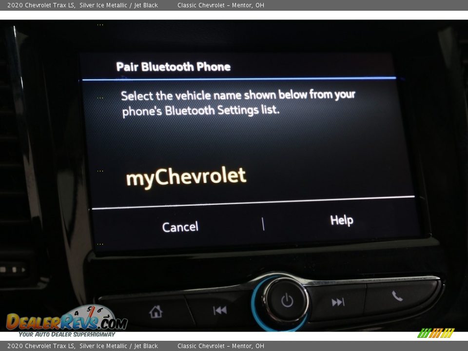 2020 Chevrolet Trax LS Silver Ice Metallic / Jet Black Photo #14