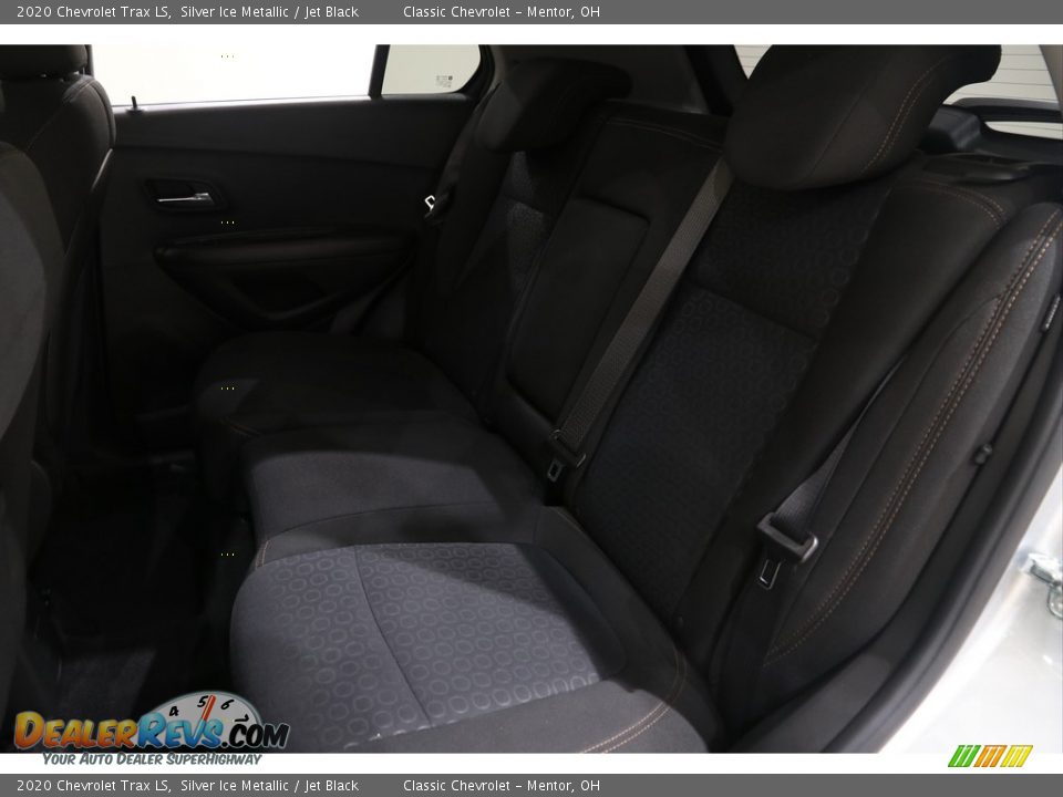 2020 Chevrolet Trax LS Silver Ice Metallic / Jet Black Photo #19