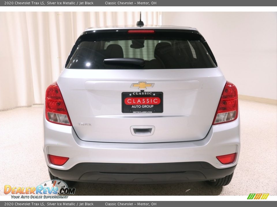 2020 Chevrolet Trax LS Silver Ice Metallic / Jet Black Photo #20