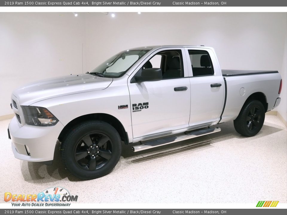 2019 Ram 1500 Classic Express Quad Cab 4x4 Bright Silver Metallic / Black/Diesel Gray Photo #3