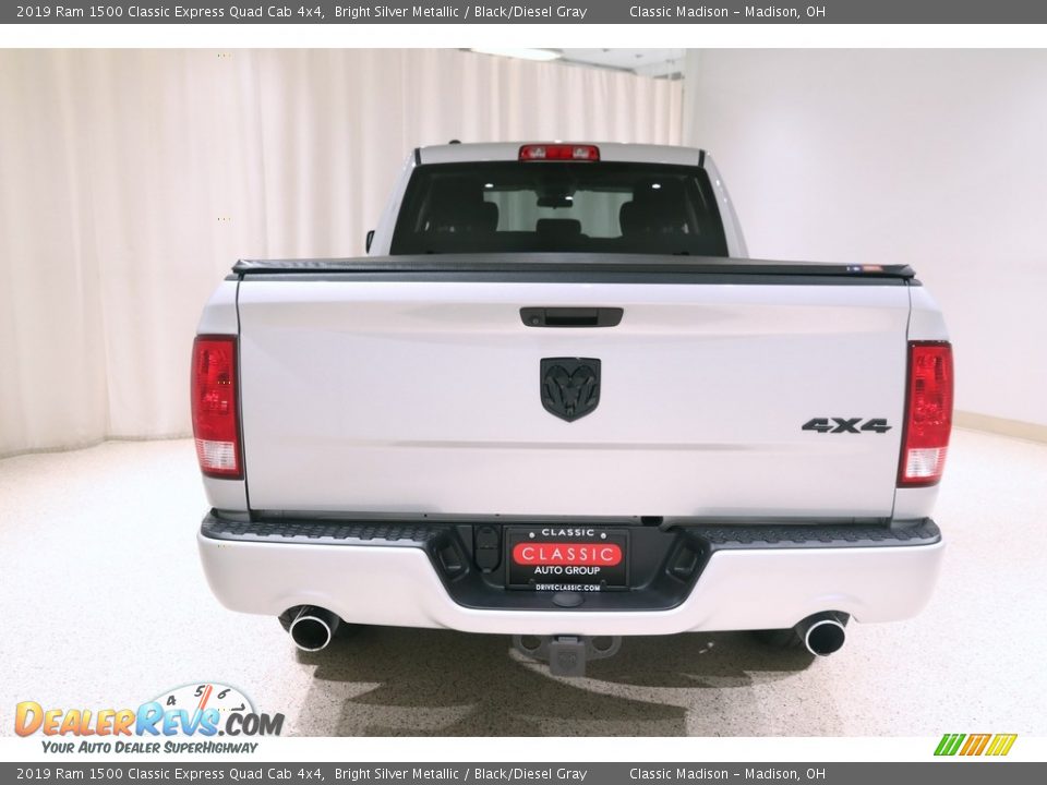 2019 Ram 1500 Classic Express Quad Cab 4x4 Bright Silver Metallic / Black/Diesel Gray Photo #19
