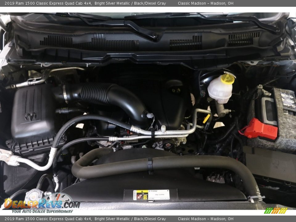 2019 Ram 1500 Classic Express Quad Cab 4x4 Bright Silver Metallic / Black/Diesel Gray Photo #20