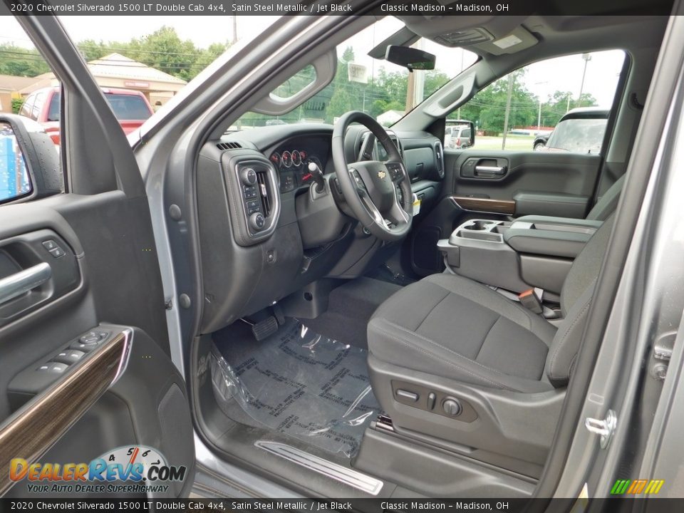 Front Seat of 2020 Chevrolet Silverado 1500 LT Double Cab 4x4 Photo #13