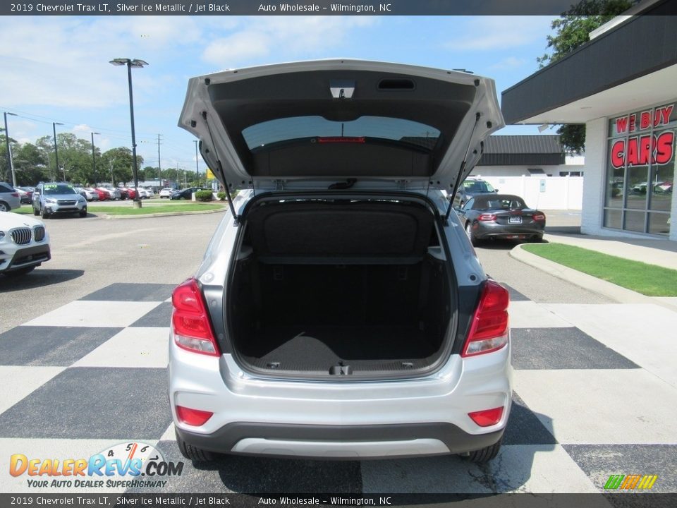 2019 Chevrolet Trax LT Silver Ice Metallic / Jet Black Photo #5