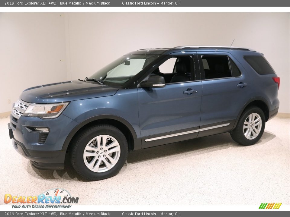 2019 Ford Explorer XLT 4WD Blue Metallic / Medium Black Photo #3