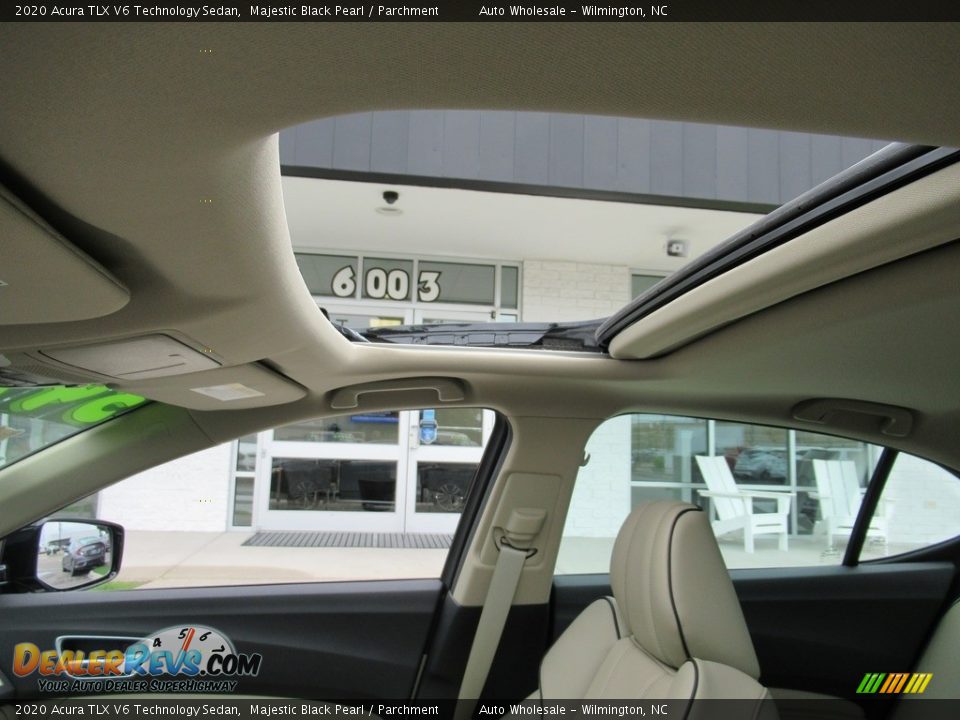 2020 Acura TLX V6 Technology Sedan Majestic Black Pearl / Parchment Photo #11