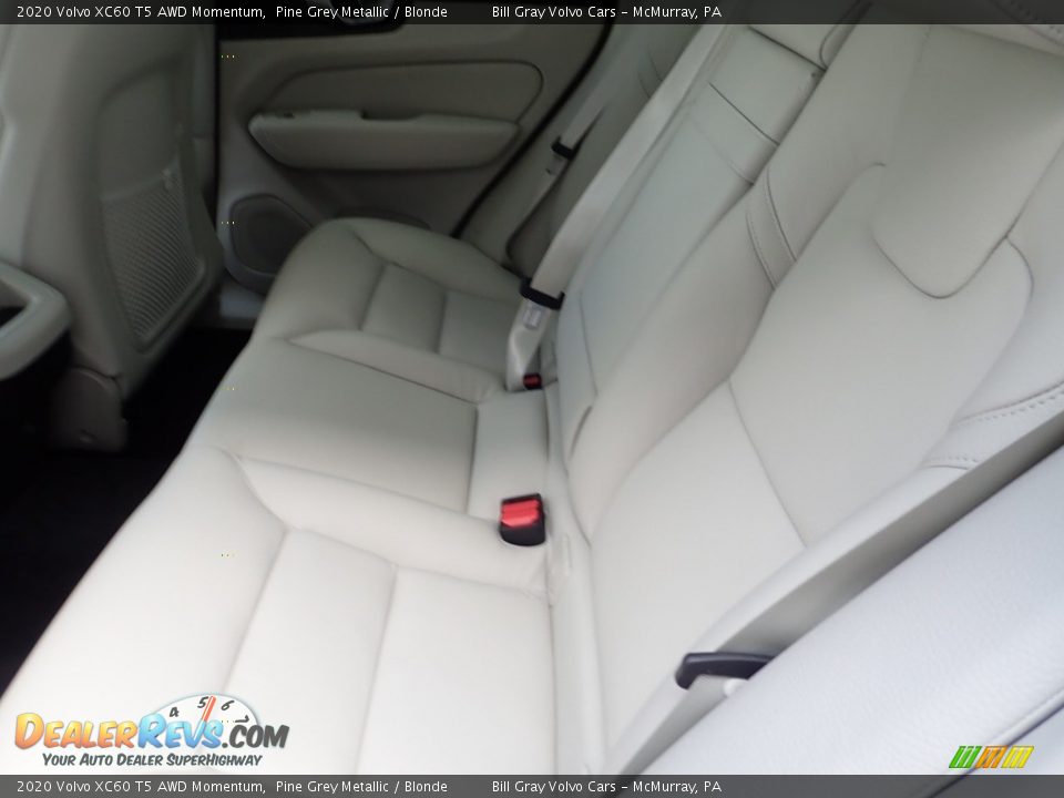 2020 Volvo XC60 T5 AWD Momentum Pine Grey Metallic / Blonde Photo #8