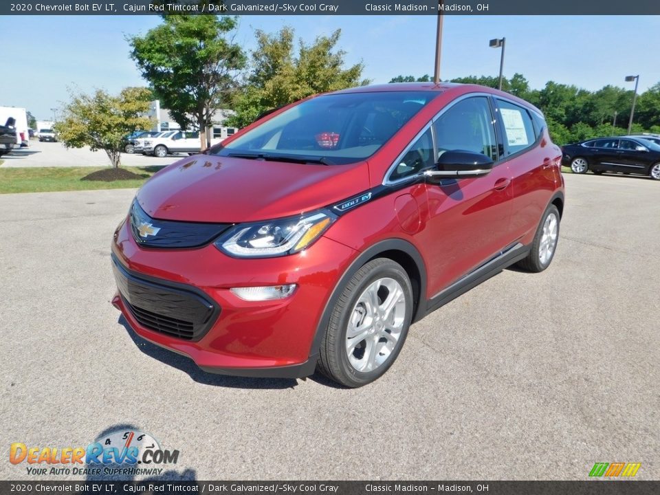 Front 3/4 View of 2020 Chevrolet Bolt EV LT Photo #5