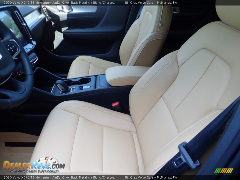 2020 Volvo XC40 T5 Momentum AWD Onyx Black Metallic / Blond/Charcoal Photo #7