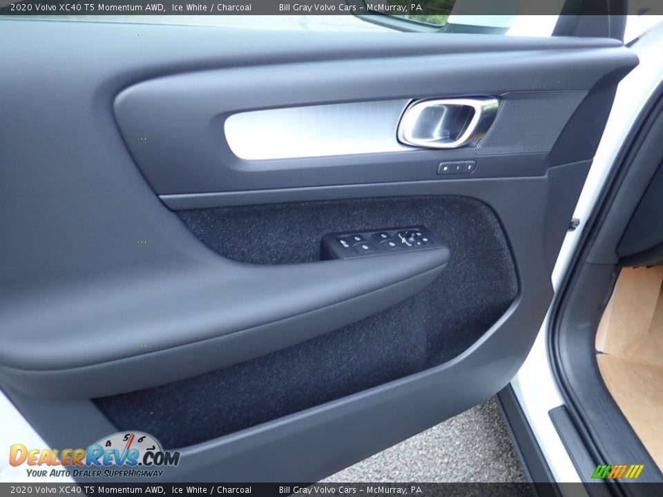 2020 Volvo XC40 T5 Momentum AWD Ice White / Charcoal Photo #10