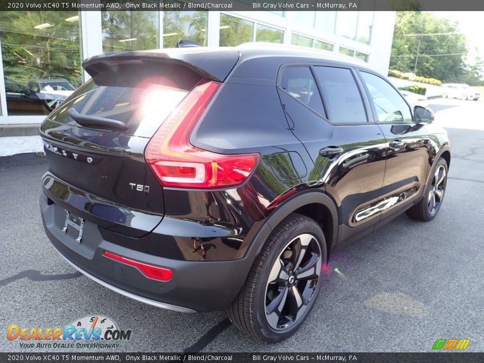 2020 Volvo XC40 T5 Momentum AWD Onyx Black Metallic / Blond/Charcoal Photo #2