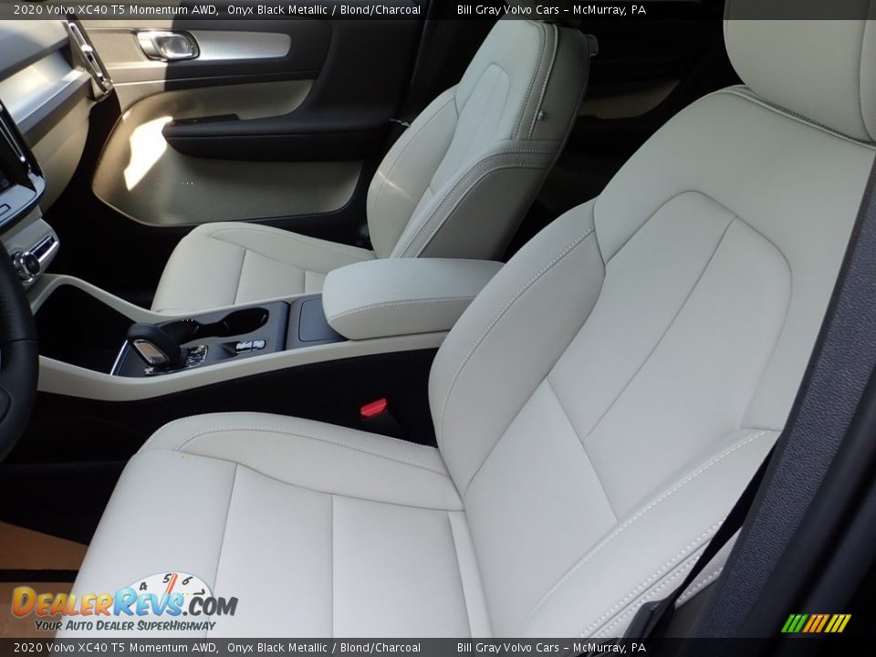 2020 Volvo XC40 T5 Momentum AWD Onyx Black Metallic / Blond/Charcoal Photo #7