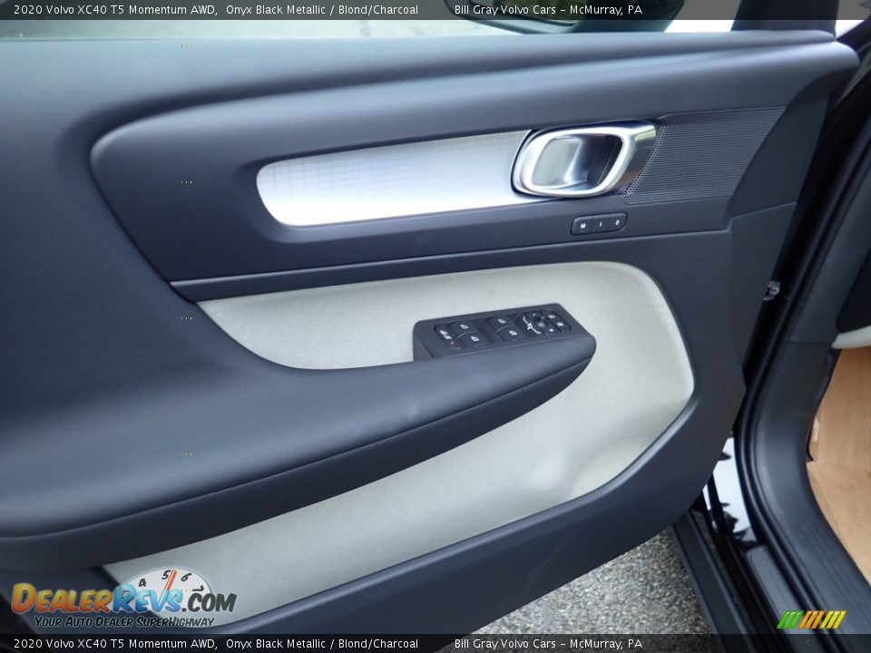 2020 Volvo XC40 T5 Momentum AWD Onyx Black Metallic / Blond/Charcoal Photo #10