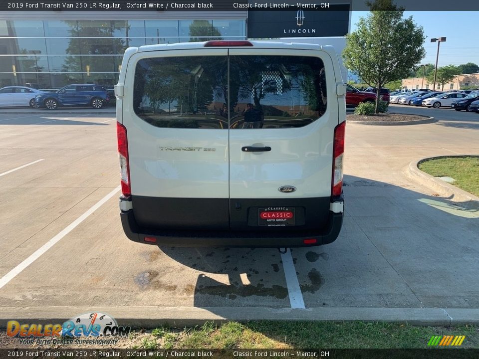 2019 Ford Transit Van 250 LR Regular Oxford White / Charcoal black Photo #4