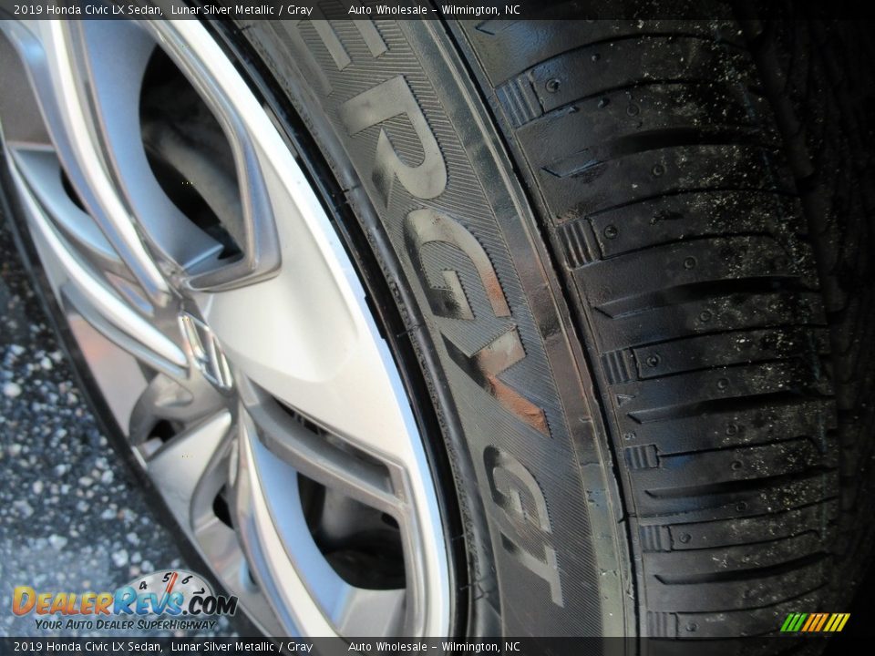 2019 Honda Civic LX Sedan Lunar Silver Metallic / Gray Photo #8