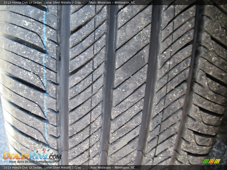 2019 Honda Civic LX Sedan Lunar Silver Metallic / Gray Photo #9