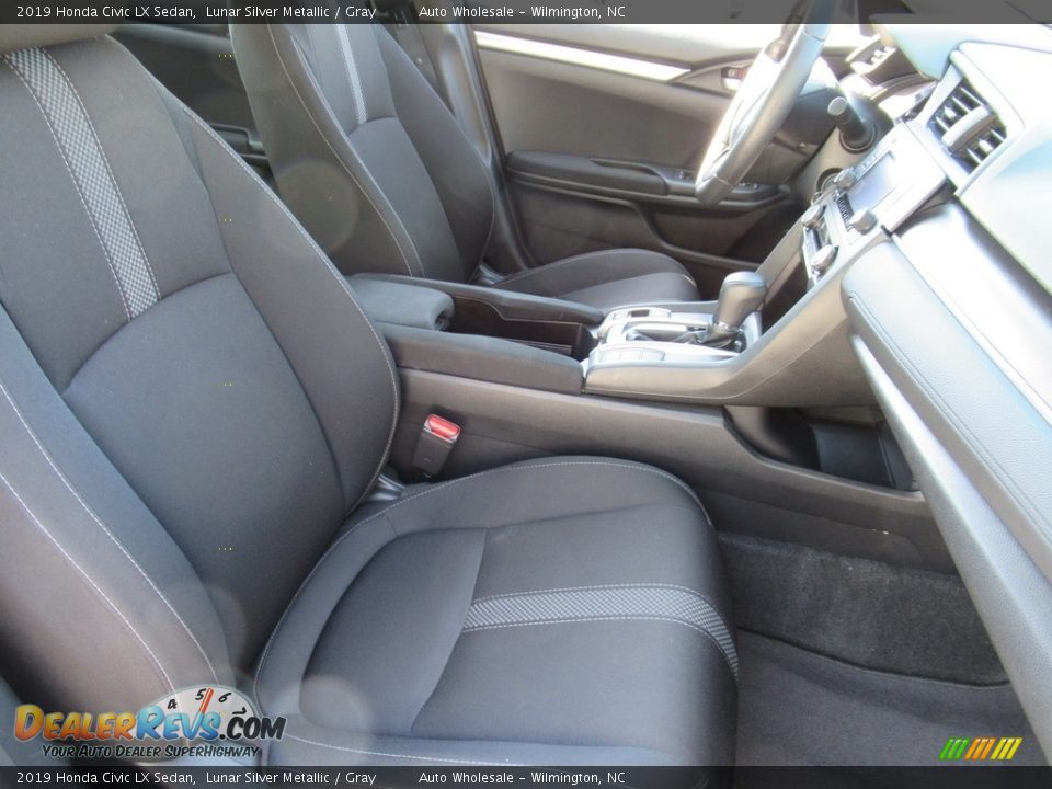2019 Honda Civic LX Sedan Lunar Silver Metallic / Gray Photo #13