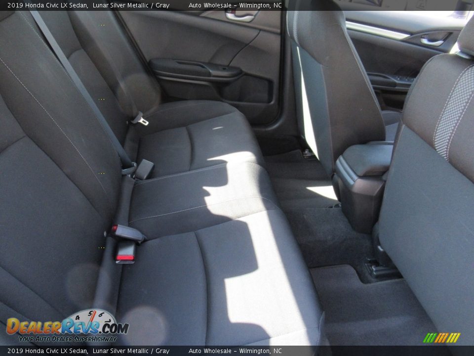 2019 Honda Civic LX Sedan Lunar Silver Metallic / Gray Photo #14