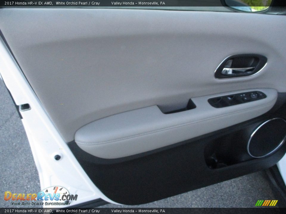 2017 Honda HR-V EX AWD White Orchid Pearl / Gray Photo #11