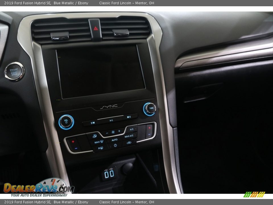 2019 Ford Fusion Hybrid SE Blue Metallic / Ebony Photo #10