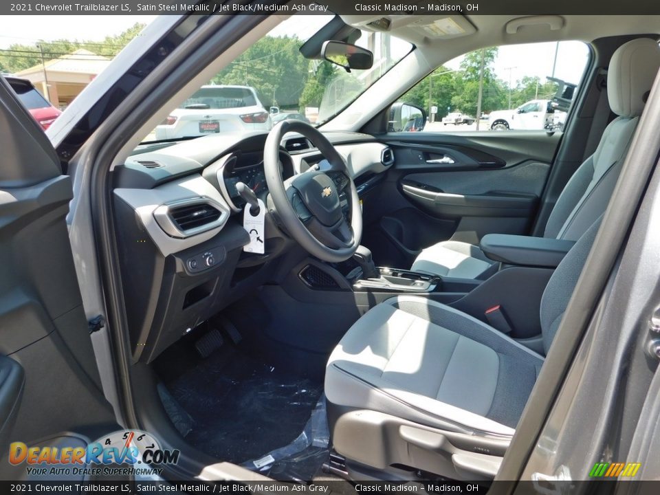 Front Seat of 2021 Chevrolet Trailblazer LS Photo #11