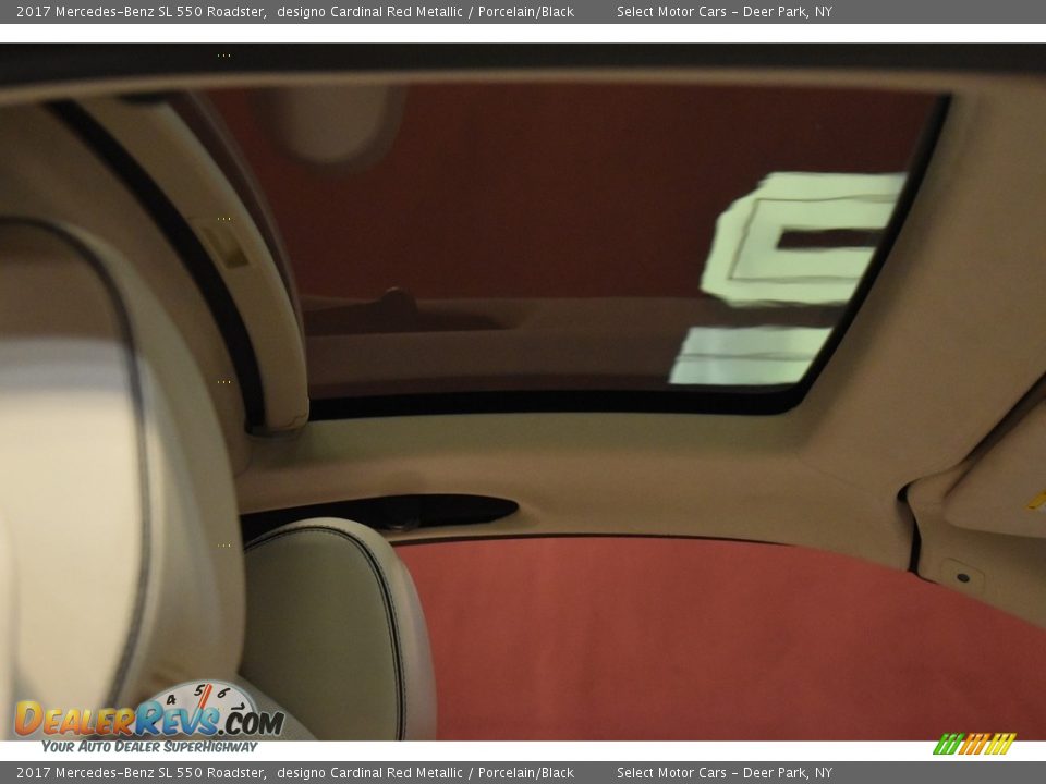 2017 Mercedes-Benz SL 550 Roadster designo Cardinal Red Metallic / Porcelain/Black Photo #17