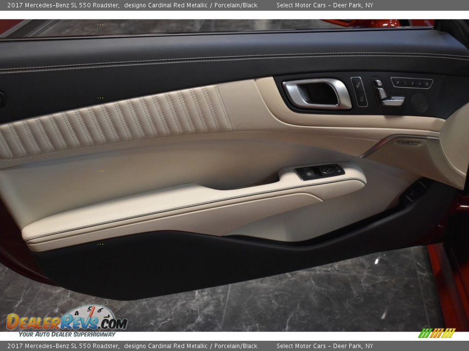 2017 Mercedes-Benz SL 550 Roadster designo Cardinal Red Metallic / Porcelain/Black Photo #18