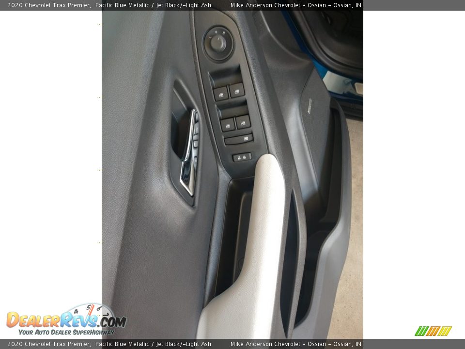 2020 Chevrolet Trax Premier Pacific Blue Metallic / Jet Black/­Light Ash Photo #15