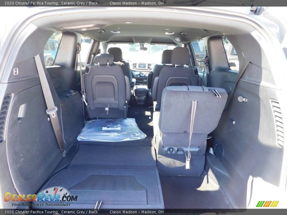 2020 Chrysler Pacifica Touring Ceramic Grey / Black Photo #7