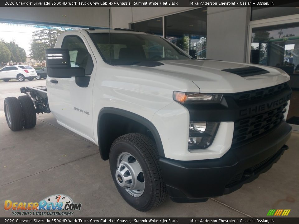 2020 Chevrolet Silverado 3500HD Work Truck Crew Cab 4x4 Chassis Summit White / Jet Black Photo #2