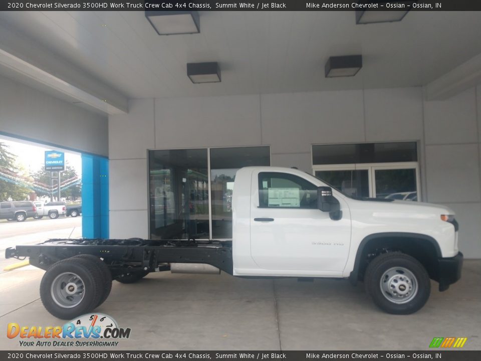 2020 Chevrolet Silverado 3500HD Work Truck Crew Cab 4x4 Chassis Summit White / Jet Black Photo #3