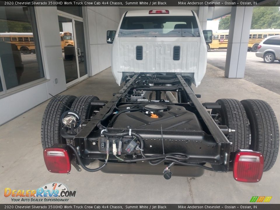 2020 Chevrolet Silverado 3500HD Work Truck Crew Cab 4x4 Chassis Summit White / Jet Black Photo #4