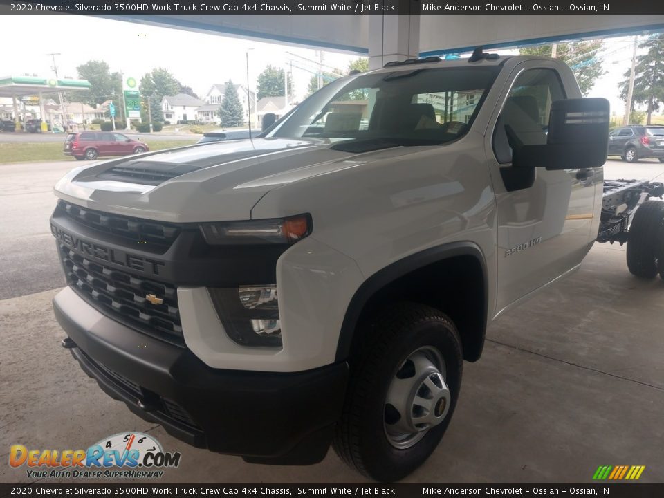 2020 Chevrolet Silverado 3500HD Work Truck Crew Cab 4x4 Chassis Summit White / Jet Black Photo #5