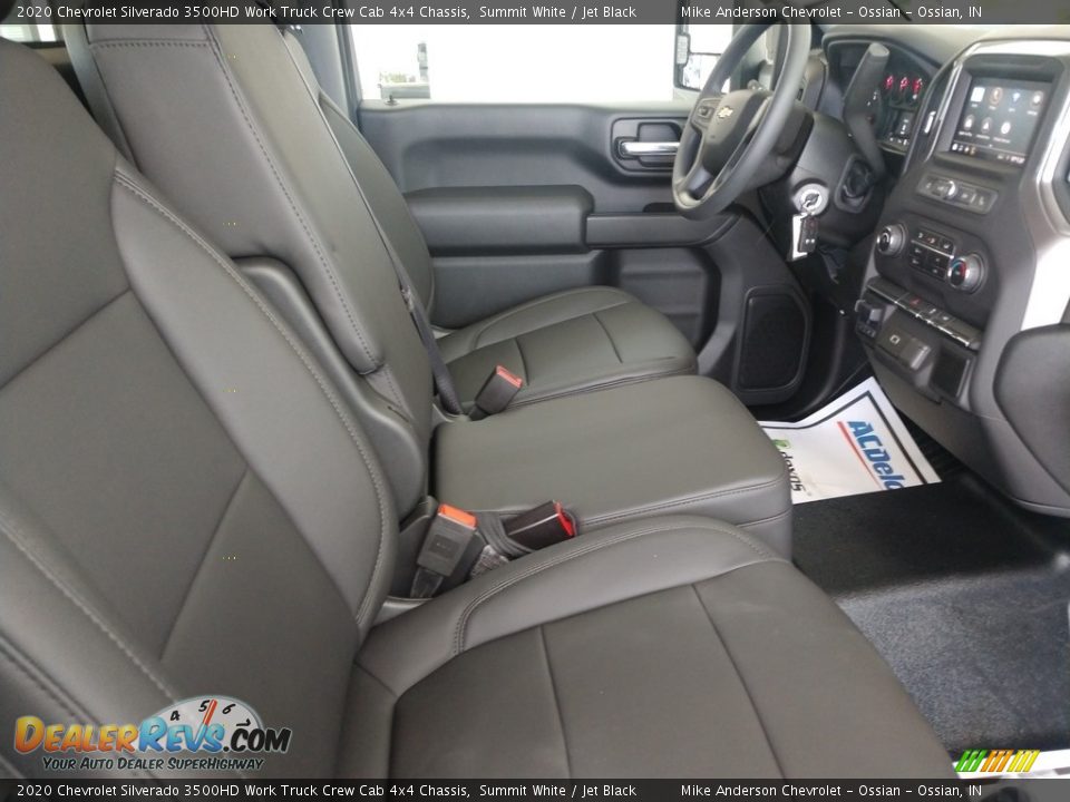 2020 Chevrolet Silverado 3500HD Work Truck Crew Cab 4x4 Chassis Summit White / Jet Black Photo #15