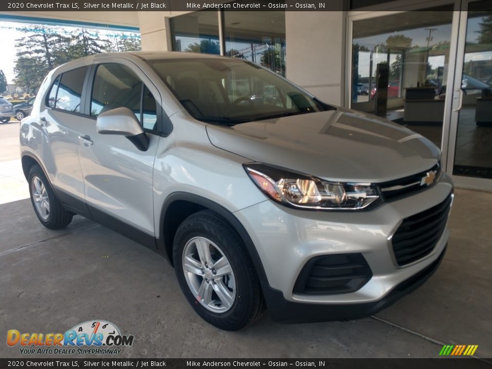 2020 Chevrolet Trax LS Silver Ice Metallic / Jet Black Photo #2